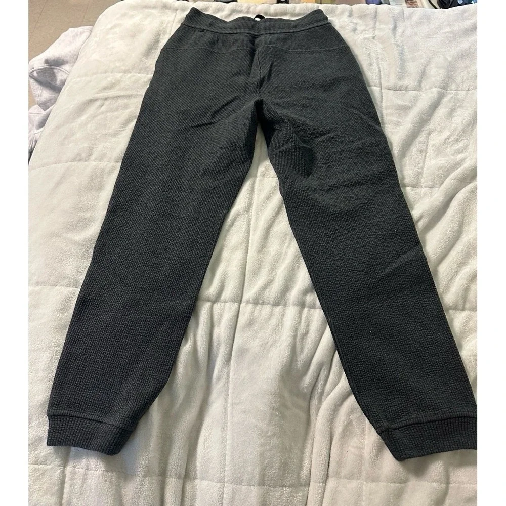 Lululemon ribbed high‎ rise jogger 25